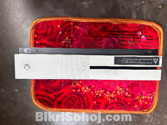 Xbox One S (Full Boxed)